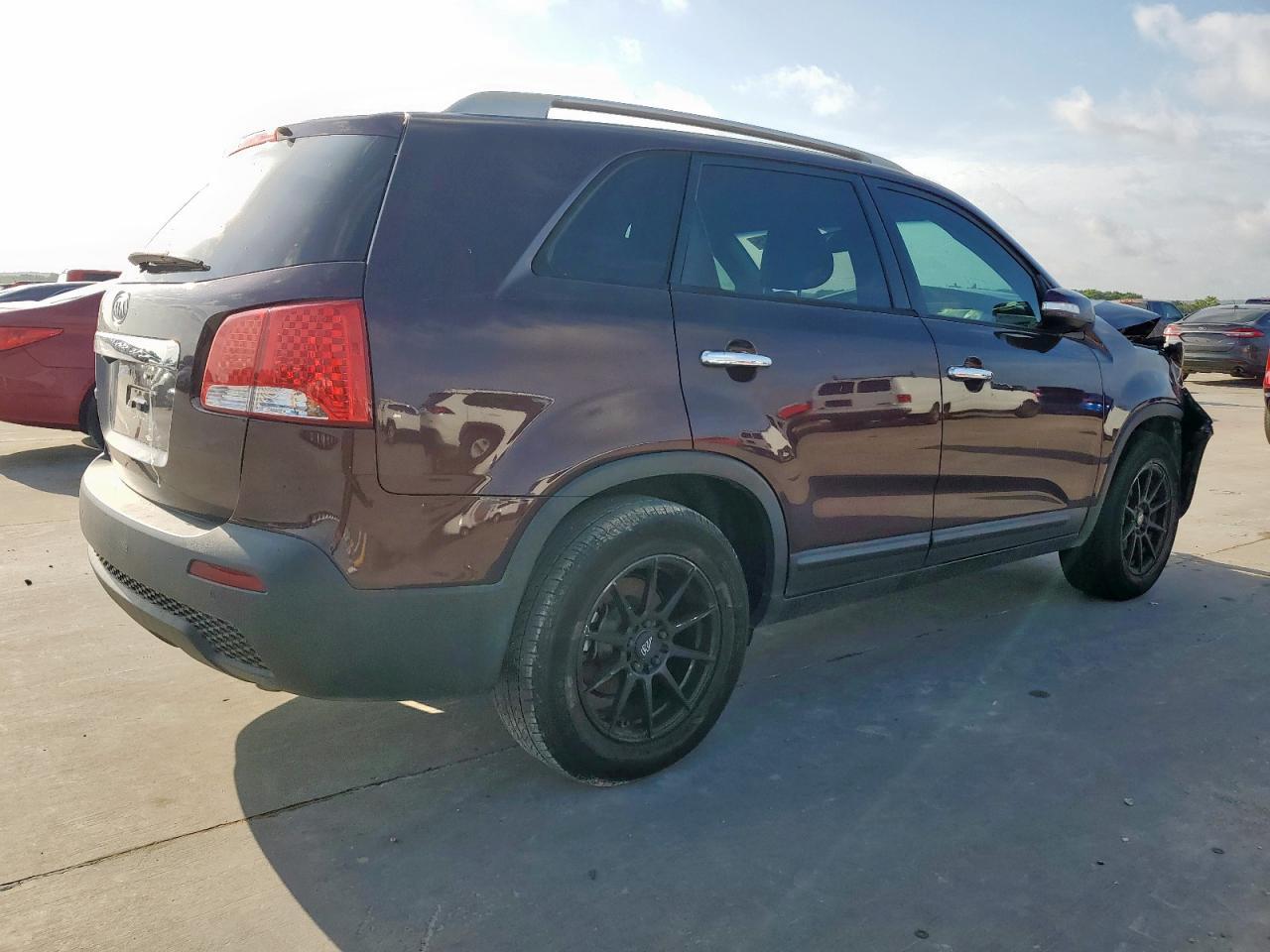 2012 Kia Sorento Lx - Фото 3