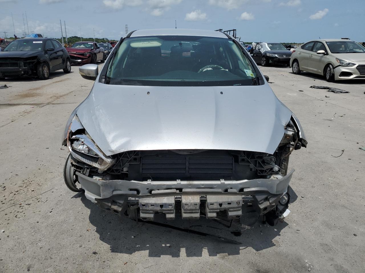 2016 Ford Focus Se - Фото 5