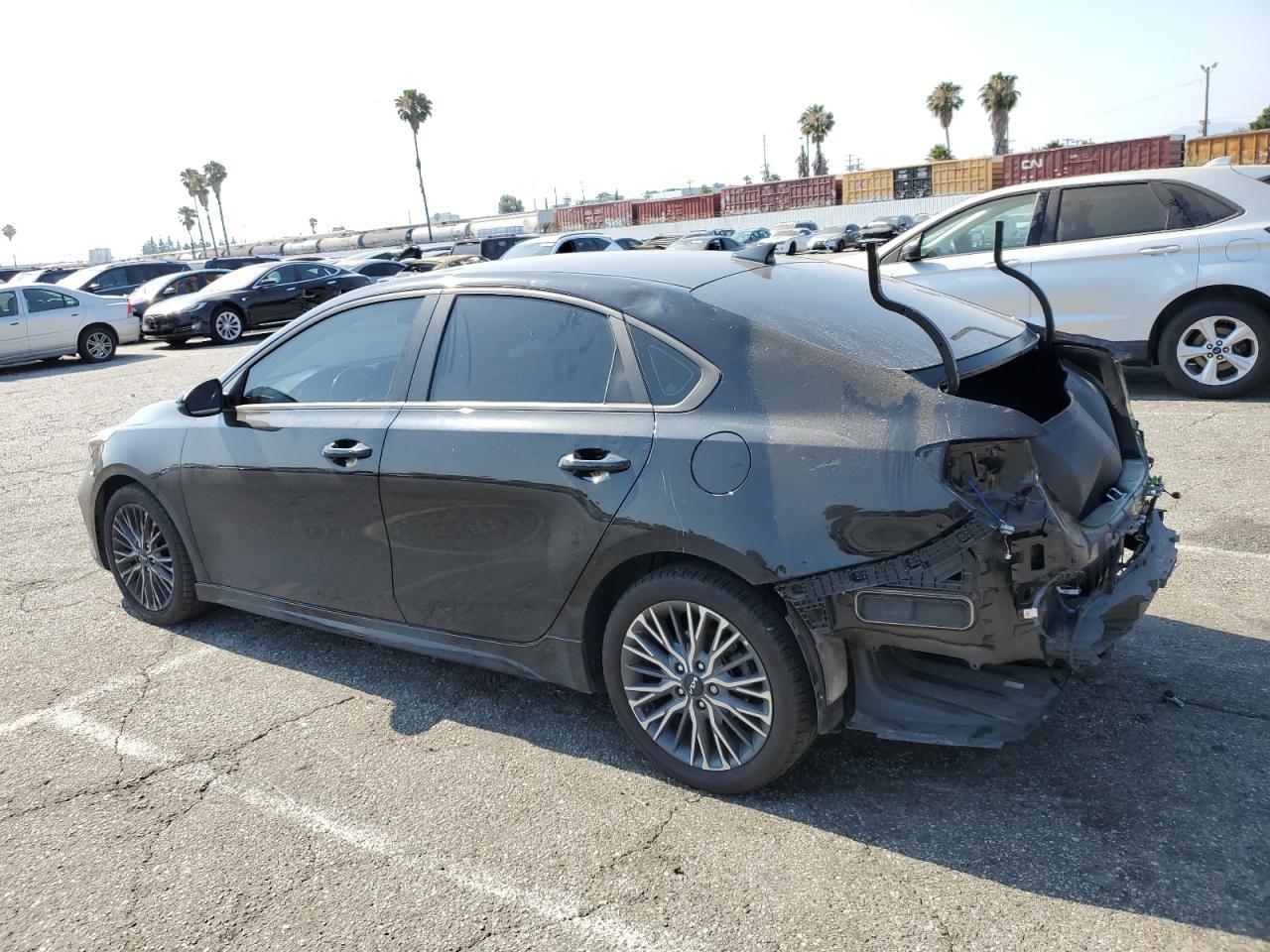 2023 Kia Forte Gt Line - Image 2