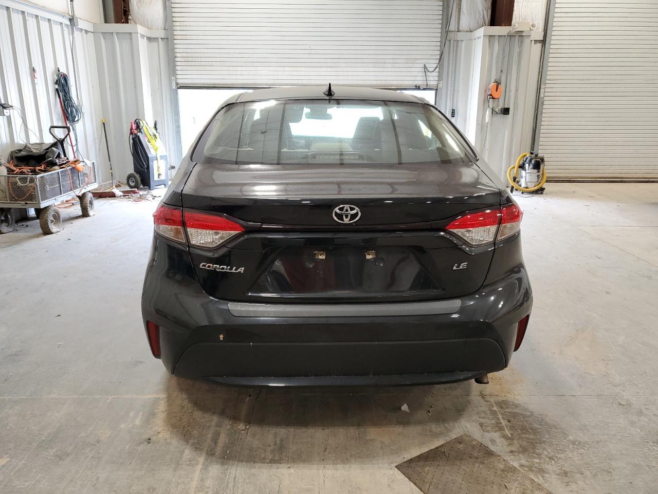 2020 Toyota Corolla Le - Image 6