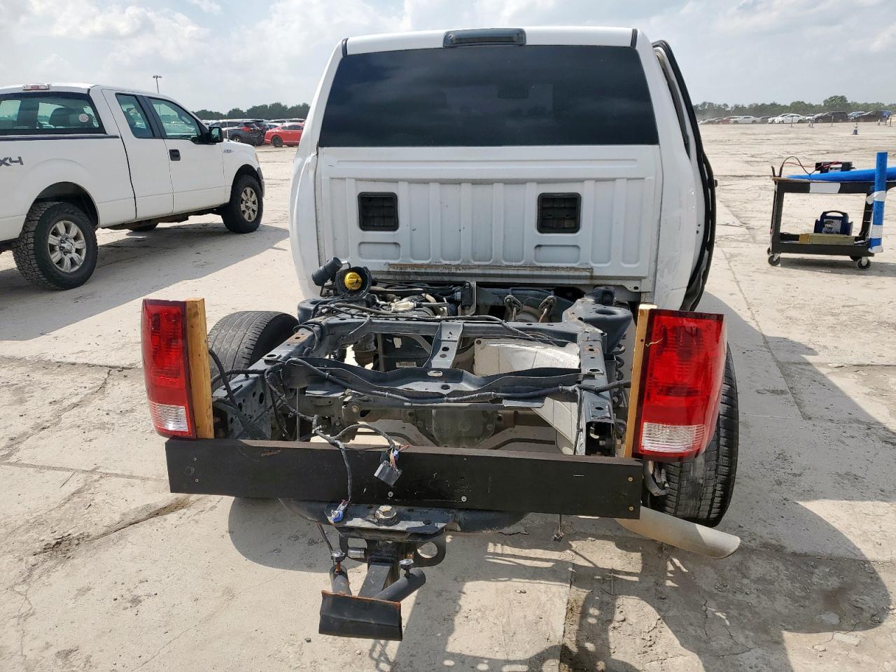 2016 Ram 1500 St - Image 6