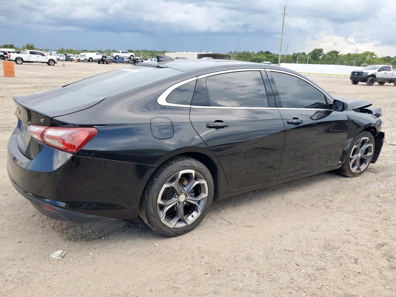 2021 Chevrolet Malibu Lt - Фото 3