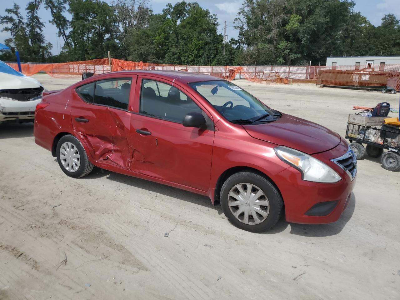 2015 Nissan Versa S - Image 4
