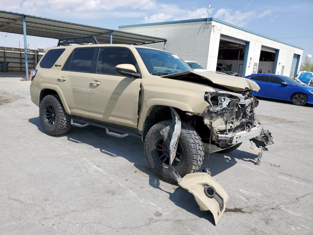 2016 Toyota 4Runner Sr5/Sr5 Premium - Image 4
