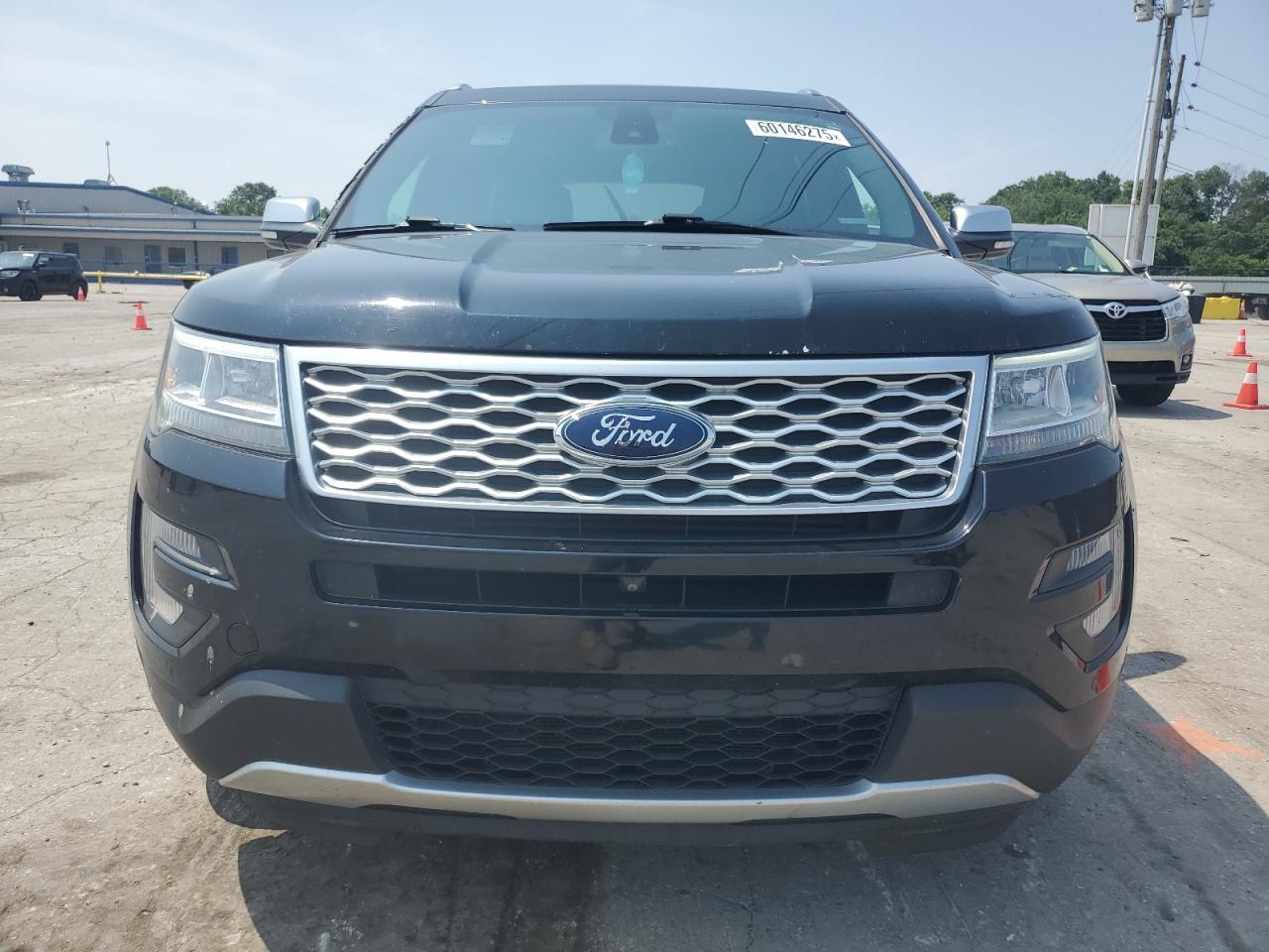 2017 Ford Explorer Platinum - Image 5