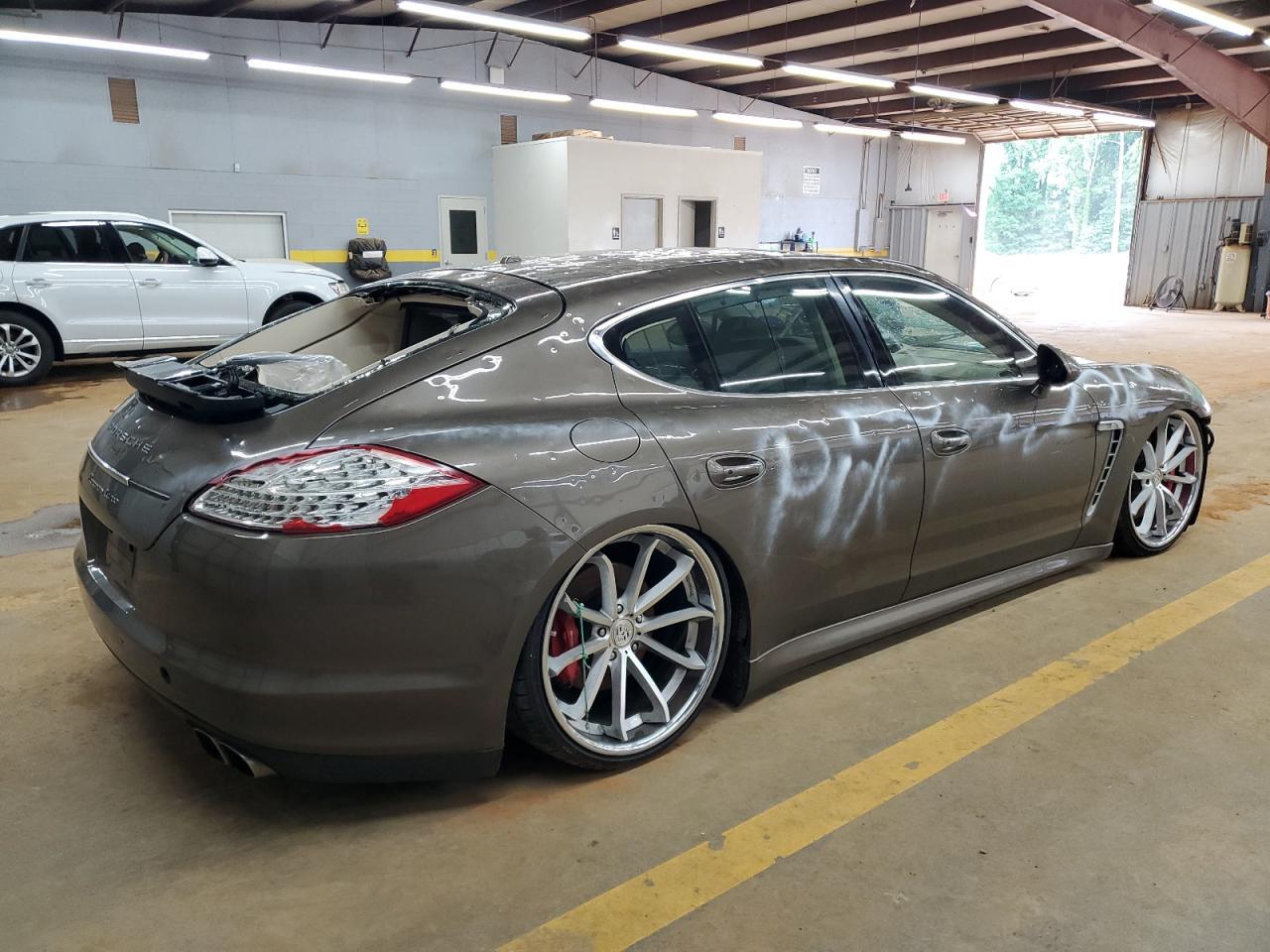 2010 Porsche Panamera Turbo - Фото 3