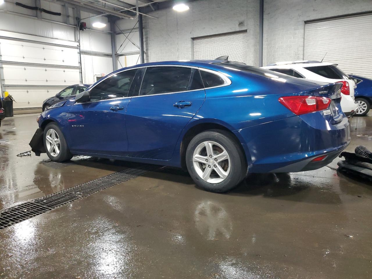 2019 Chevrolet Malibu Ls - Image 2