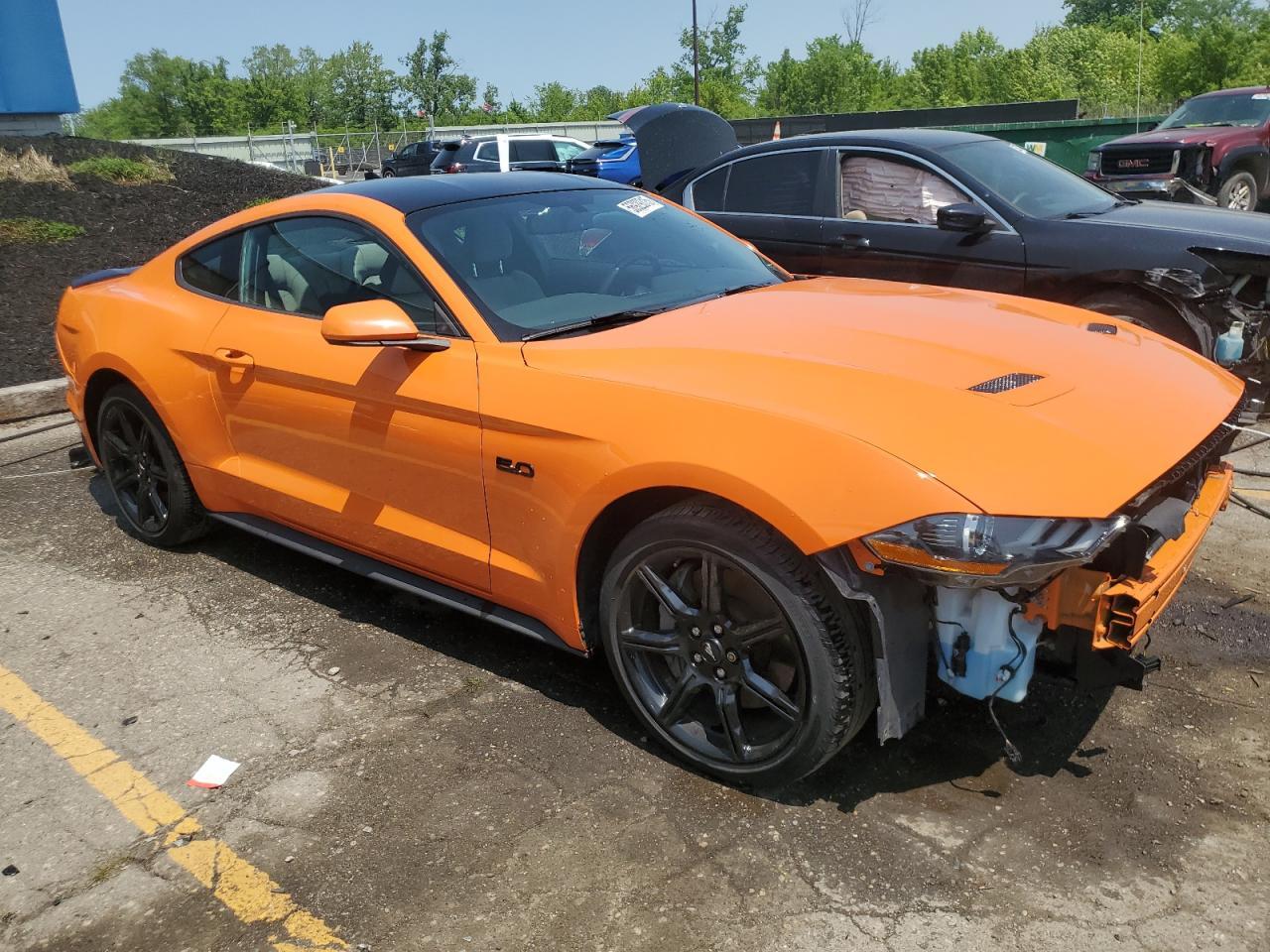 2020 Ford Mustang Gt - Фото 4