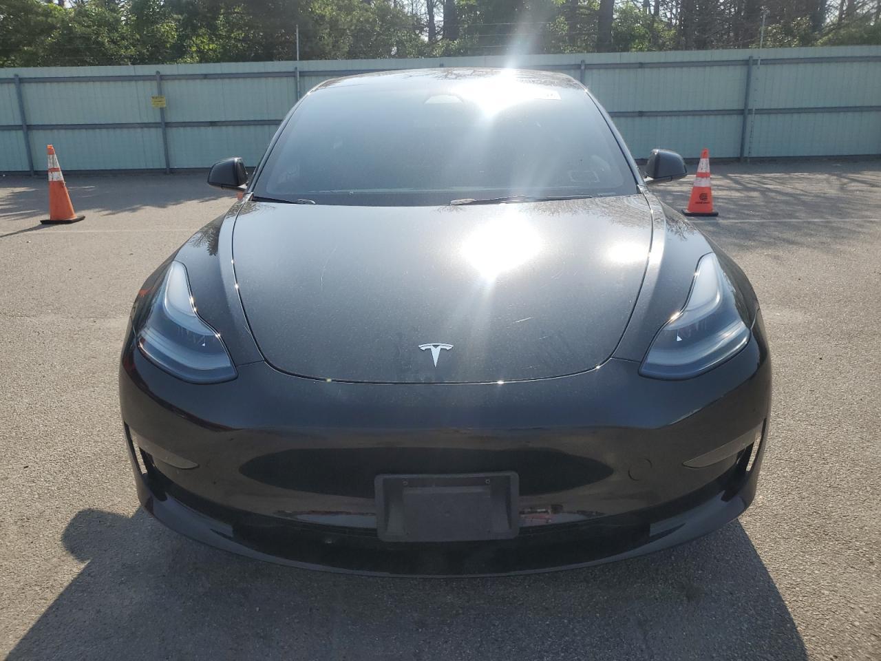 2023 Tesla Model 3 - Image 5