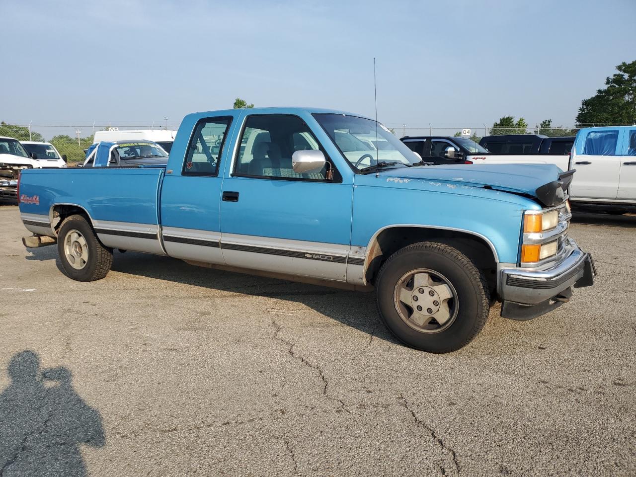 1994 Chevrolet Gmt-400 K1500 - Image 4