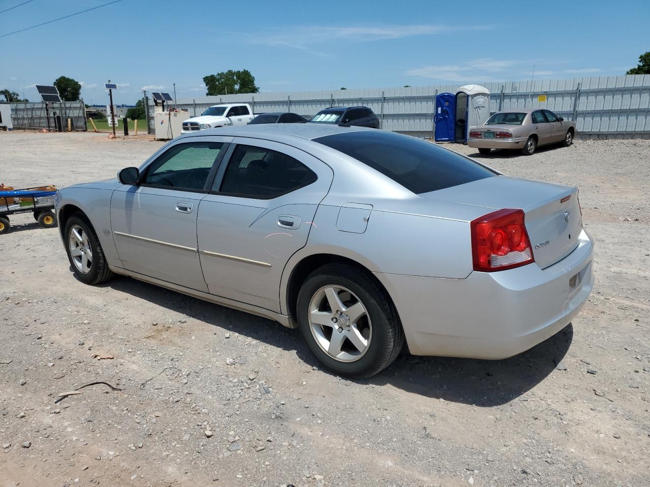 2010 Dodge Charger Sxt - Image 2
