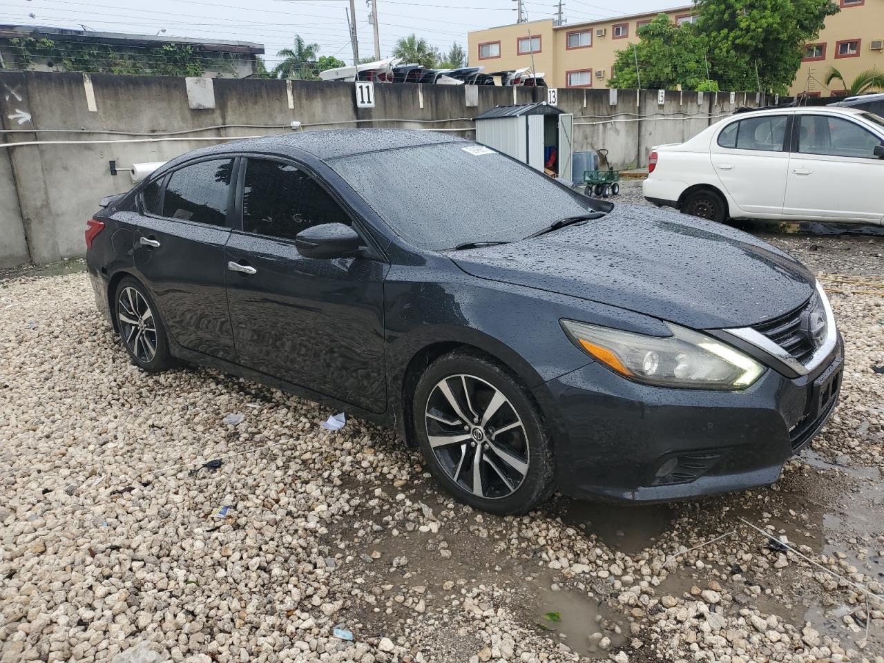 2016 Nissan Altima 3.5 Sl - Image 4
