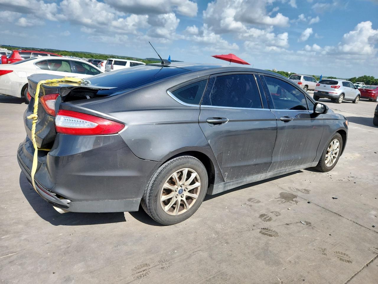 2016 Ford Fusion S - Image 3