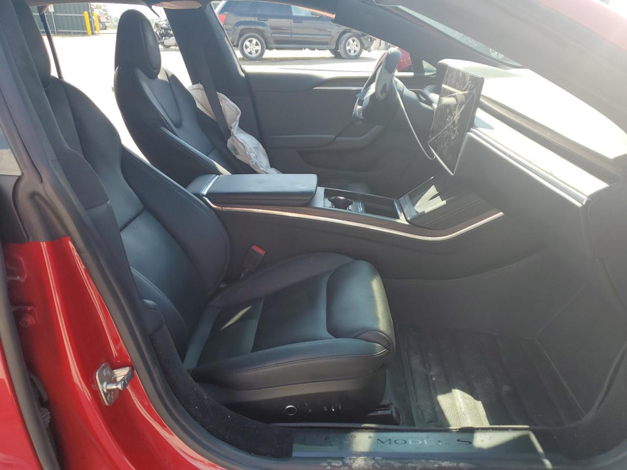 2022 Tesla Model S - Фото 7