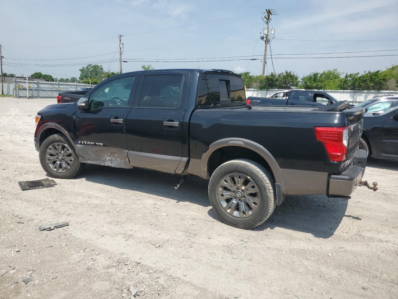 2019 Nissan Titan Sv - Image 2