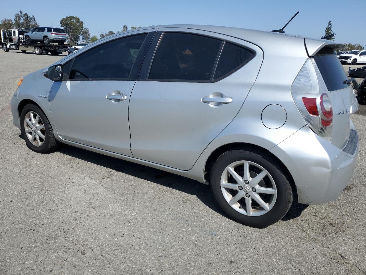 2012 Toyota Prius C - Image 2