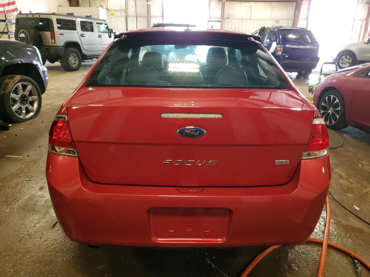 2010 Ford Focus Ses - Фото 6