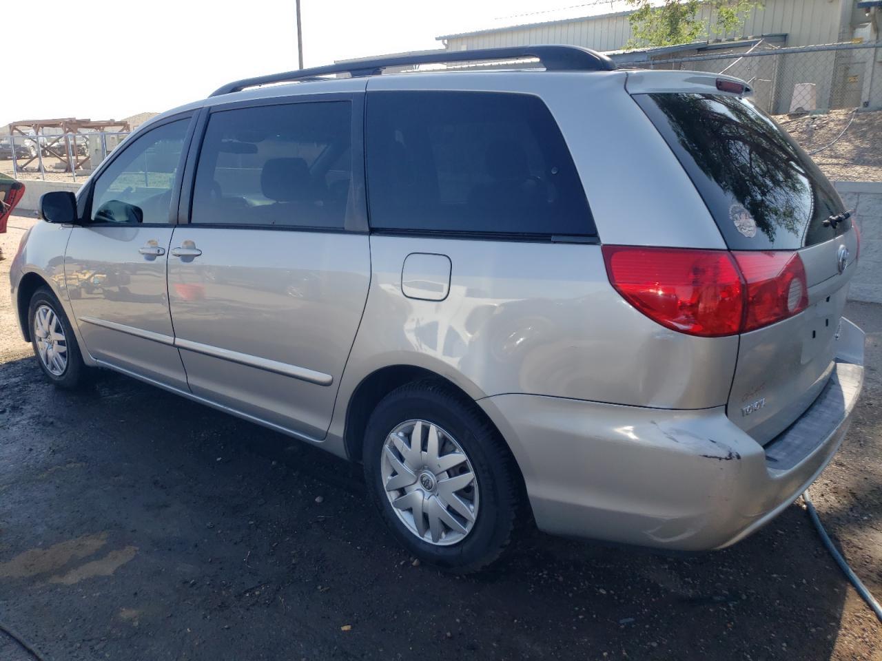 2007 Toyota Sienna Ce - Фото 2