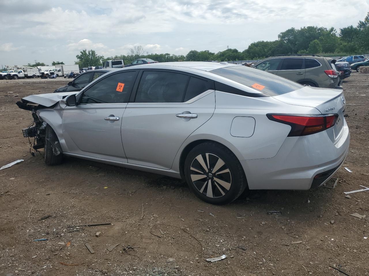 2022 Nissan Altima Sv - Image 2