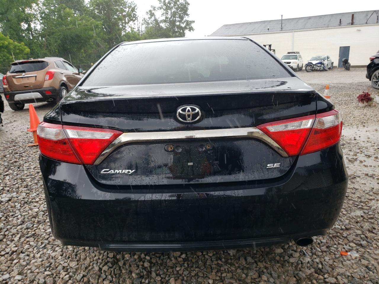 2015 Toyota Camry Le - Фото 6