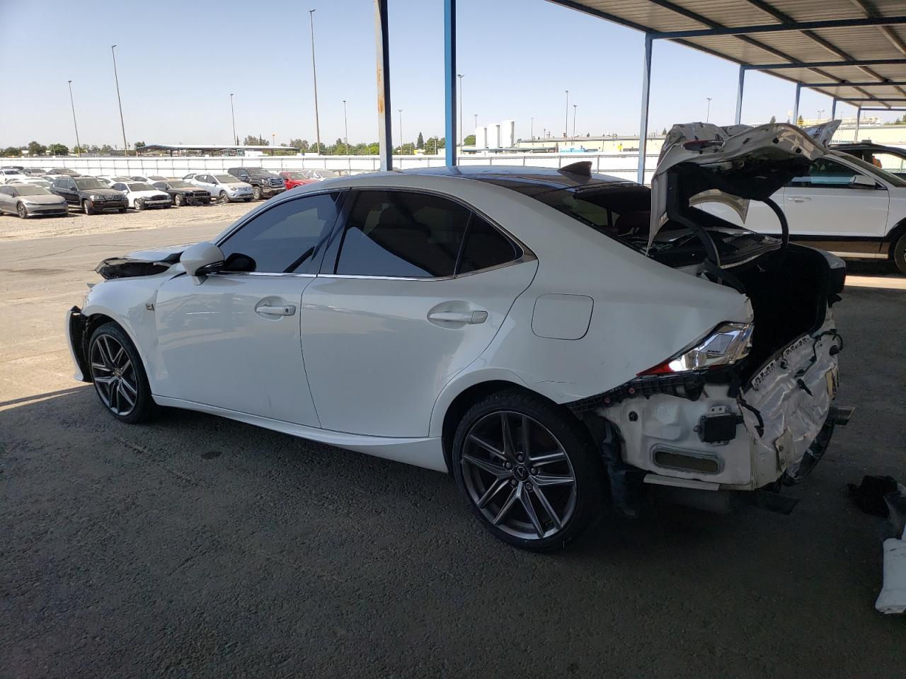 2016 Lexus Is 200T - Фото 2