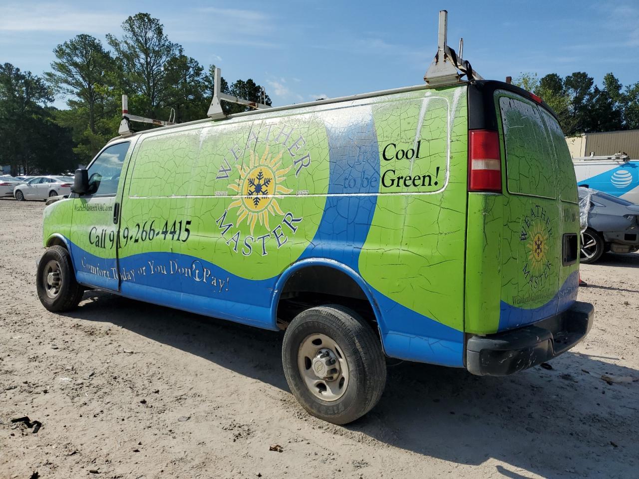 2011 Chevrolet Express G2500 - Фото 2