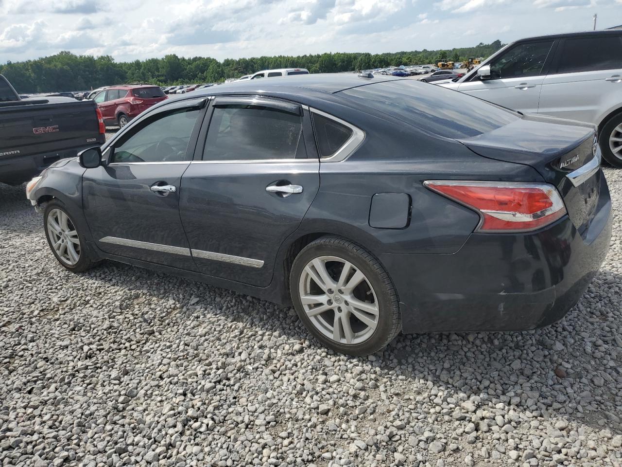 2015 Niss Altima - Фото 2