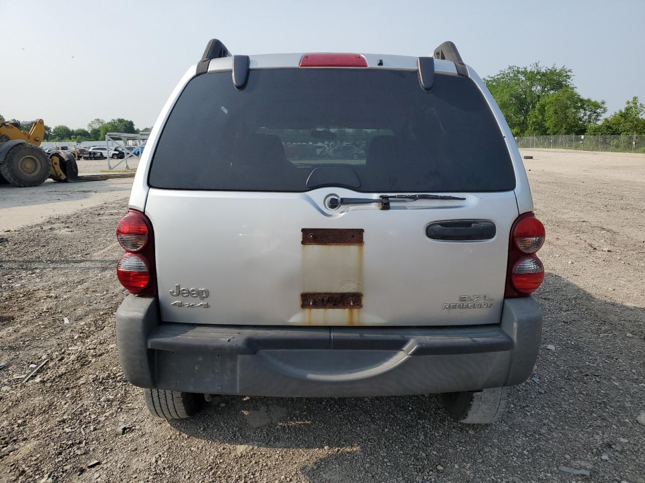 2006 Jeep Liberty Renegade - Фото 6