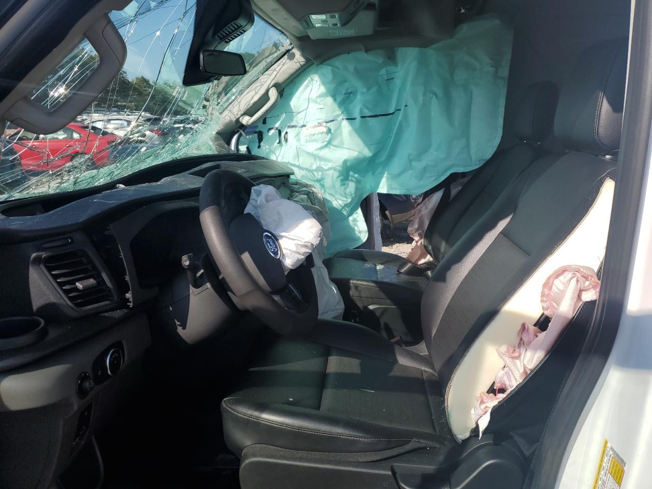 2025 Ford Transit T-250 - Фото 7