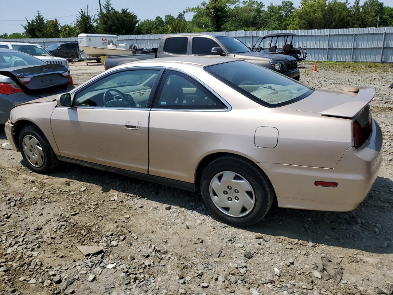 2002 Honda Accord Lx - Фото 2