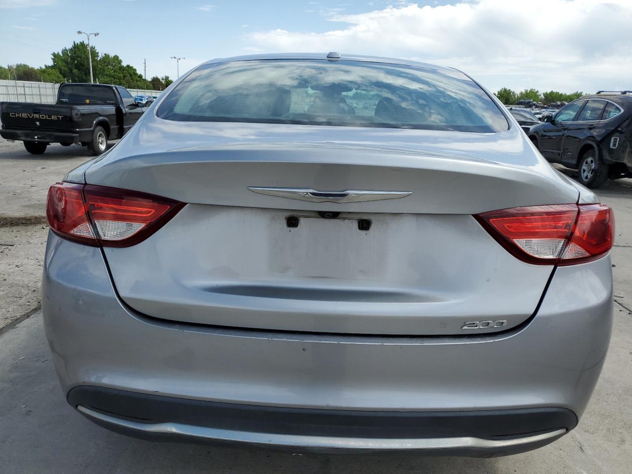 2015 Chrysler 200 Limited - Фото 6