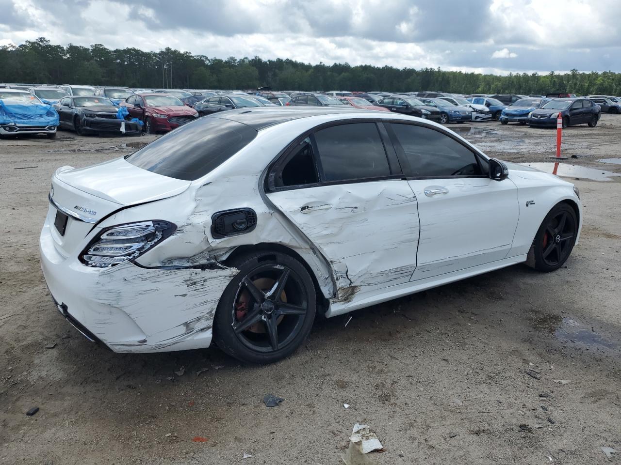 2016 Mercedes-Benz C 450 4Matic Amg - Image 3