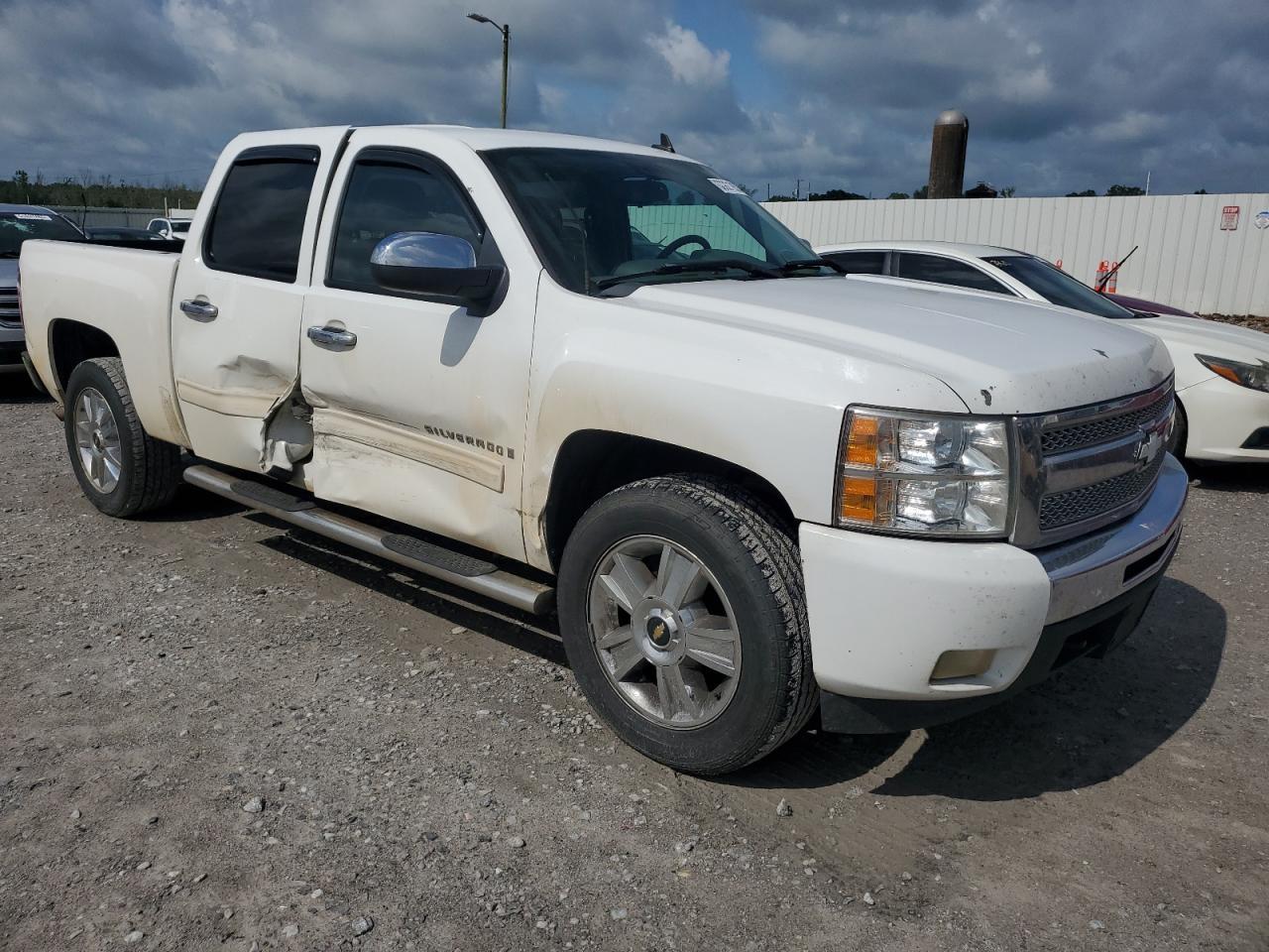 2009 Chevrolet Silverado C1500 C1500 - Image 4