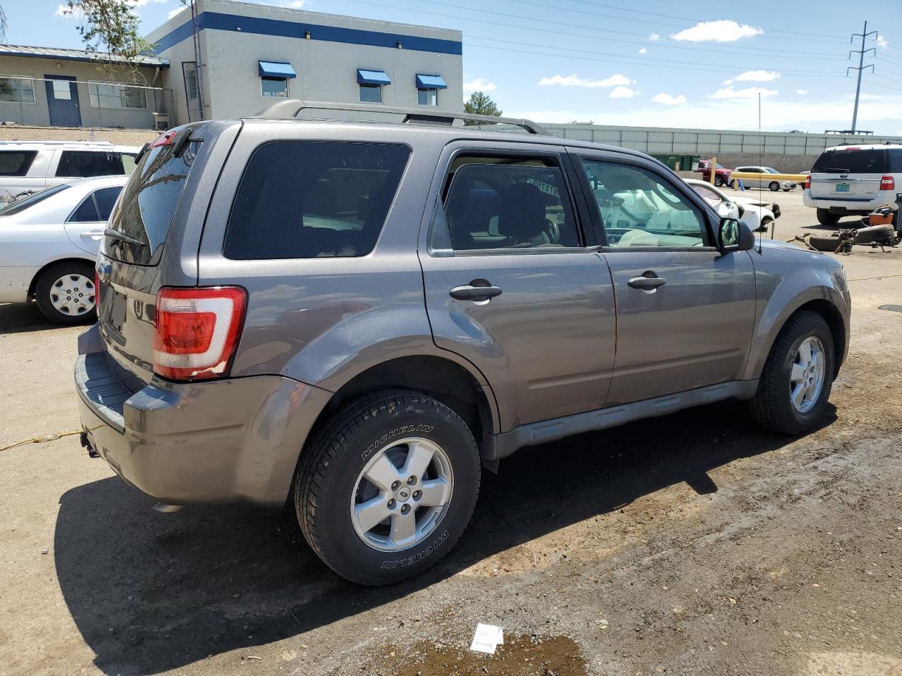 2009 Ford Escape Xlt - Image 3