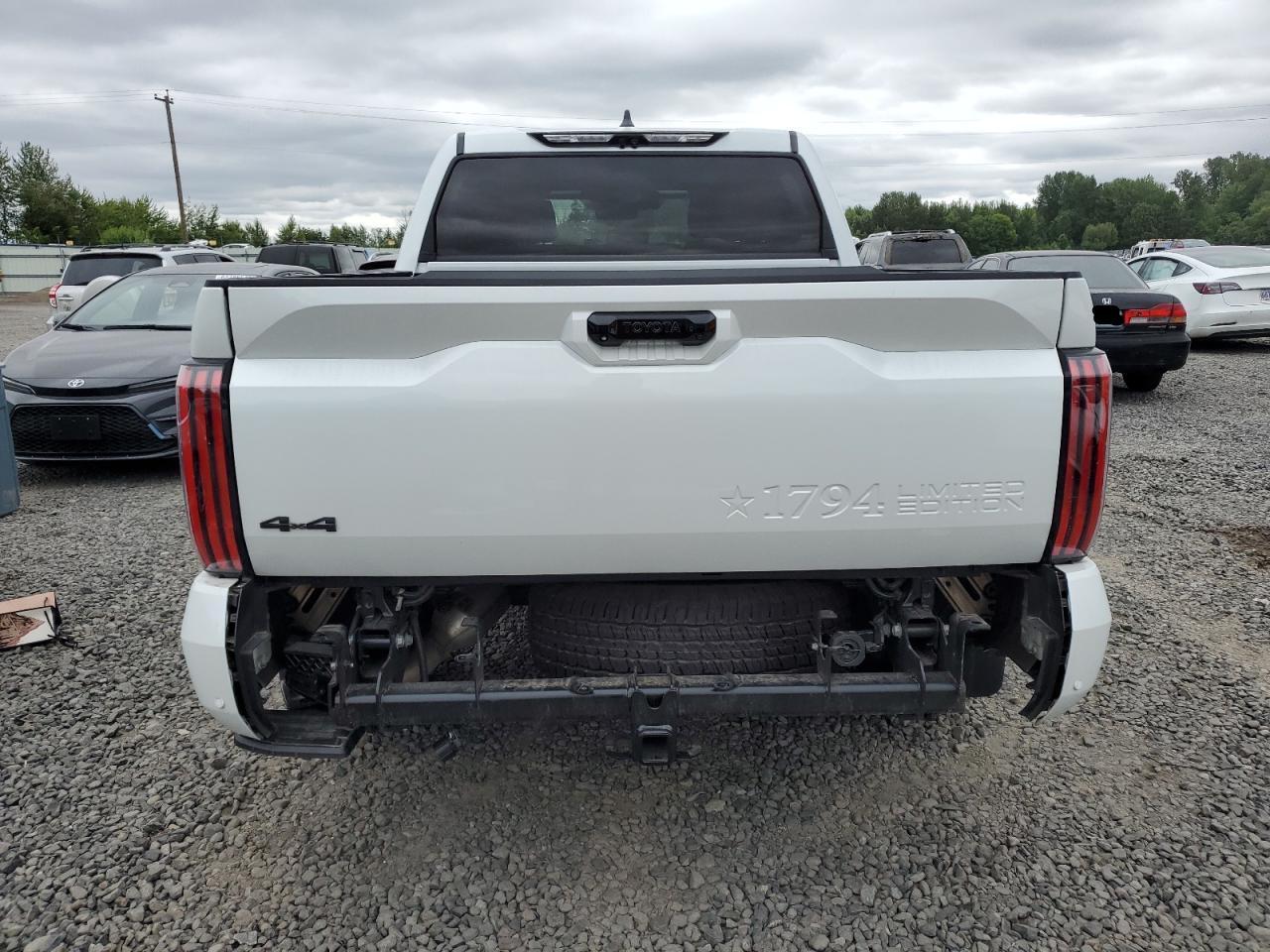 2024 Toyota Tundra Crewmax Limited - Фото 6