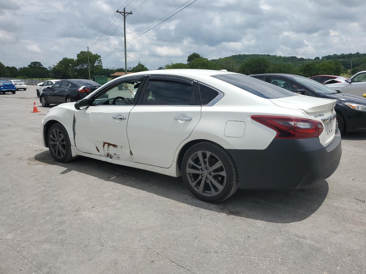 2018 Nissan Altima 2.5 - Фото 2