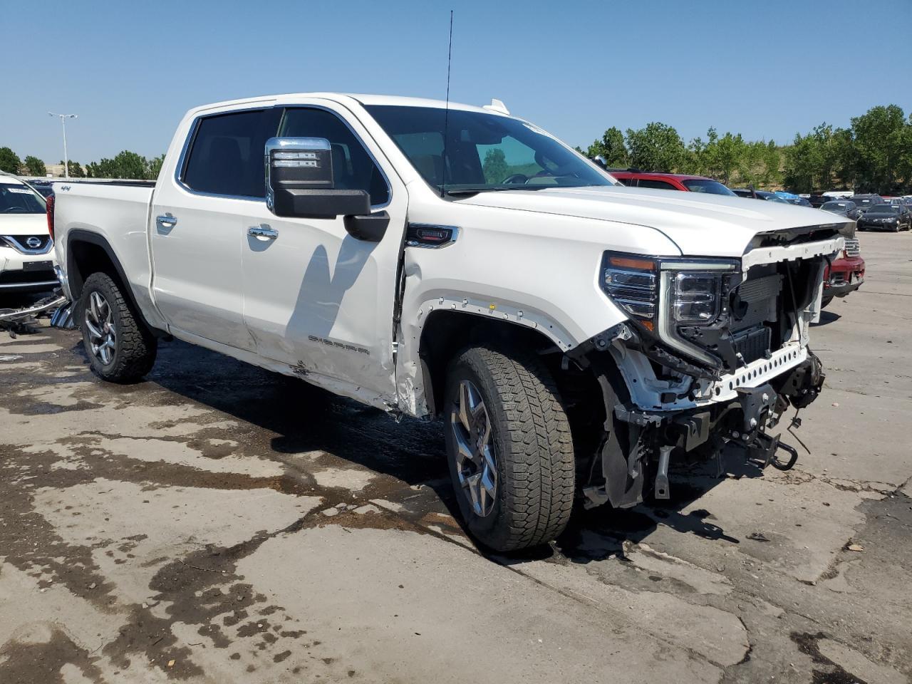 2024 GMC Sierra K1500 Slt - Image 4