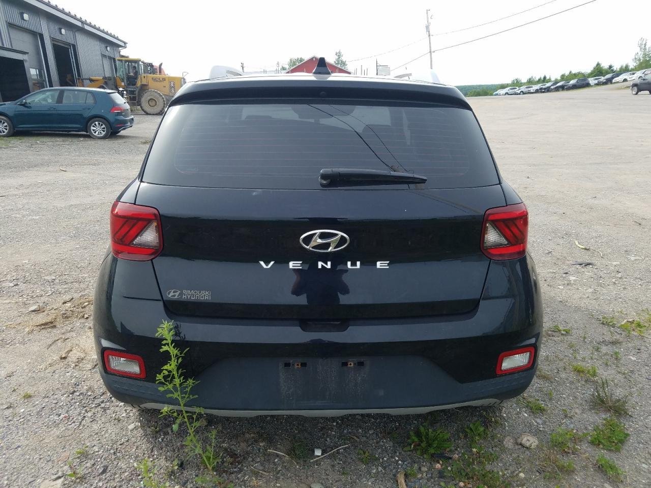 2021 Hyundai Venue Sel - Image 6