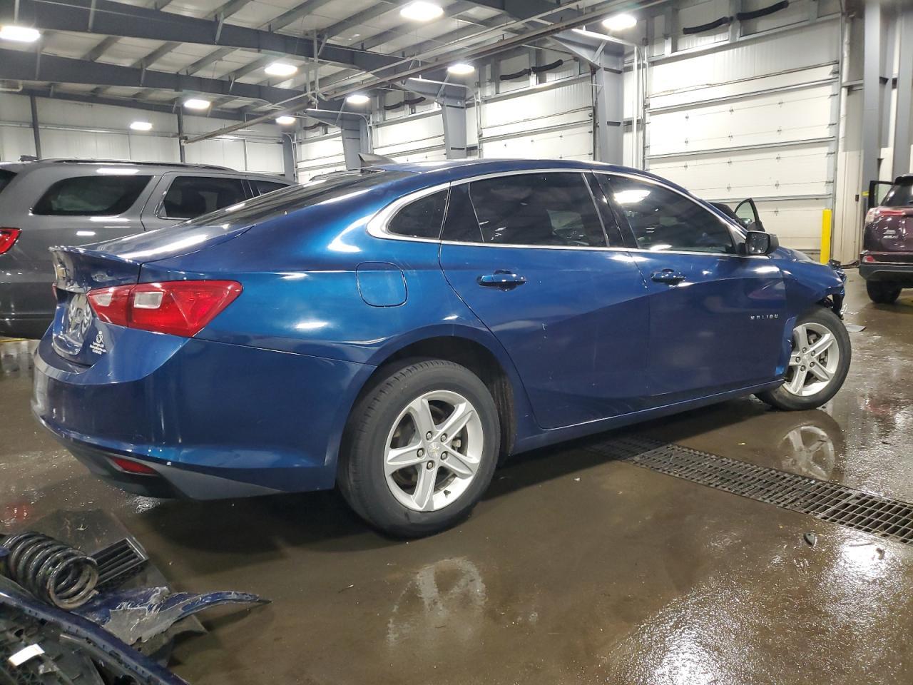 2019 Chevrolet Malibu Ls - Image 3