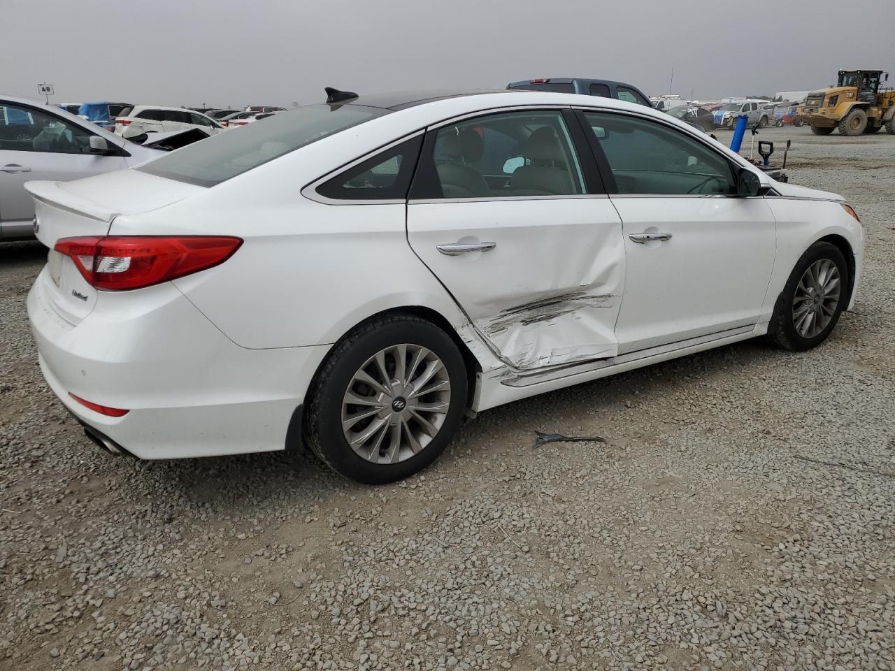 2015 Hyundai Sonata Sport - Image 3