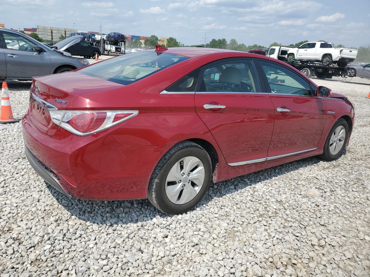 2015 Hyundai Sonata Hybrid - Фото 3