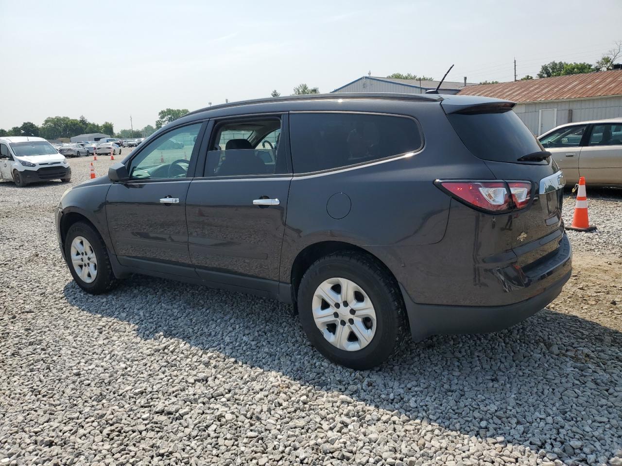 2015 Chevrolet Traverse Ls - Фото 3