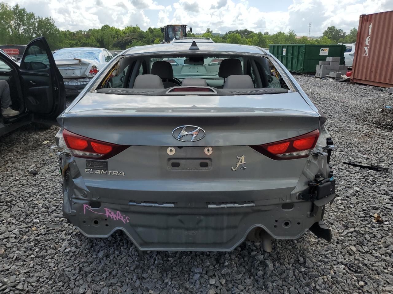 2017 Hyundai Elantra Se - Image 6