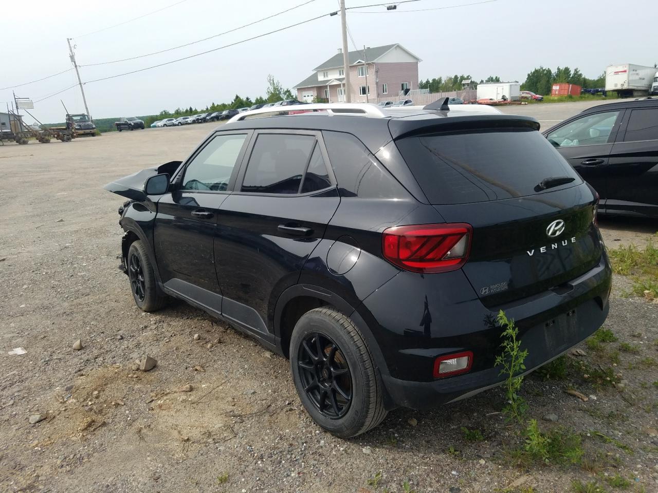 2021 Hyundai Venue Sel - Image 2