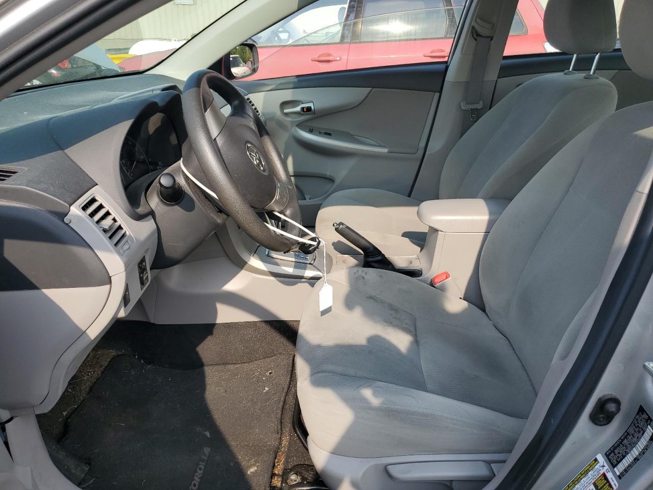 2012 Toyota Corolla Base - Фото 7