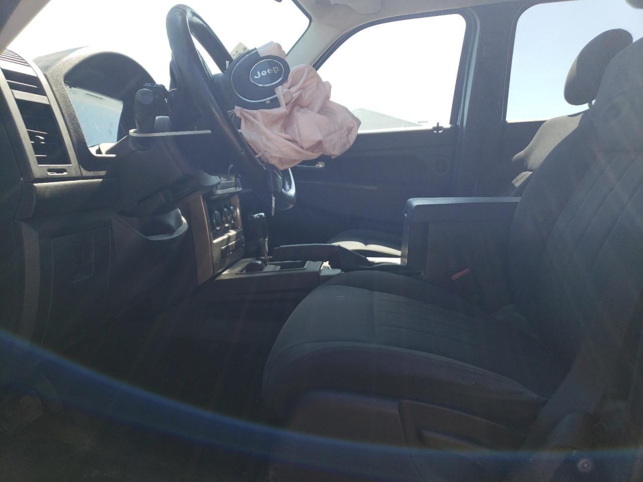 2012 Jeep Liberty Sport - Image 7