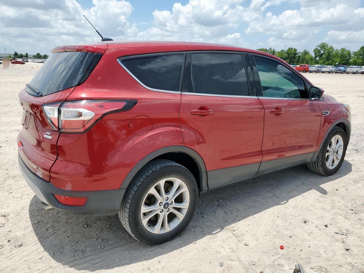 2017 Ford Escape Se - Фото 3