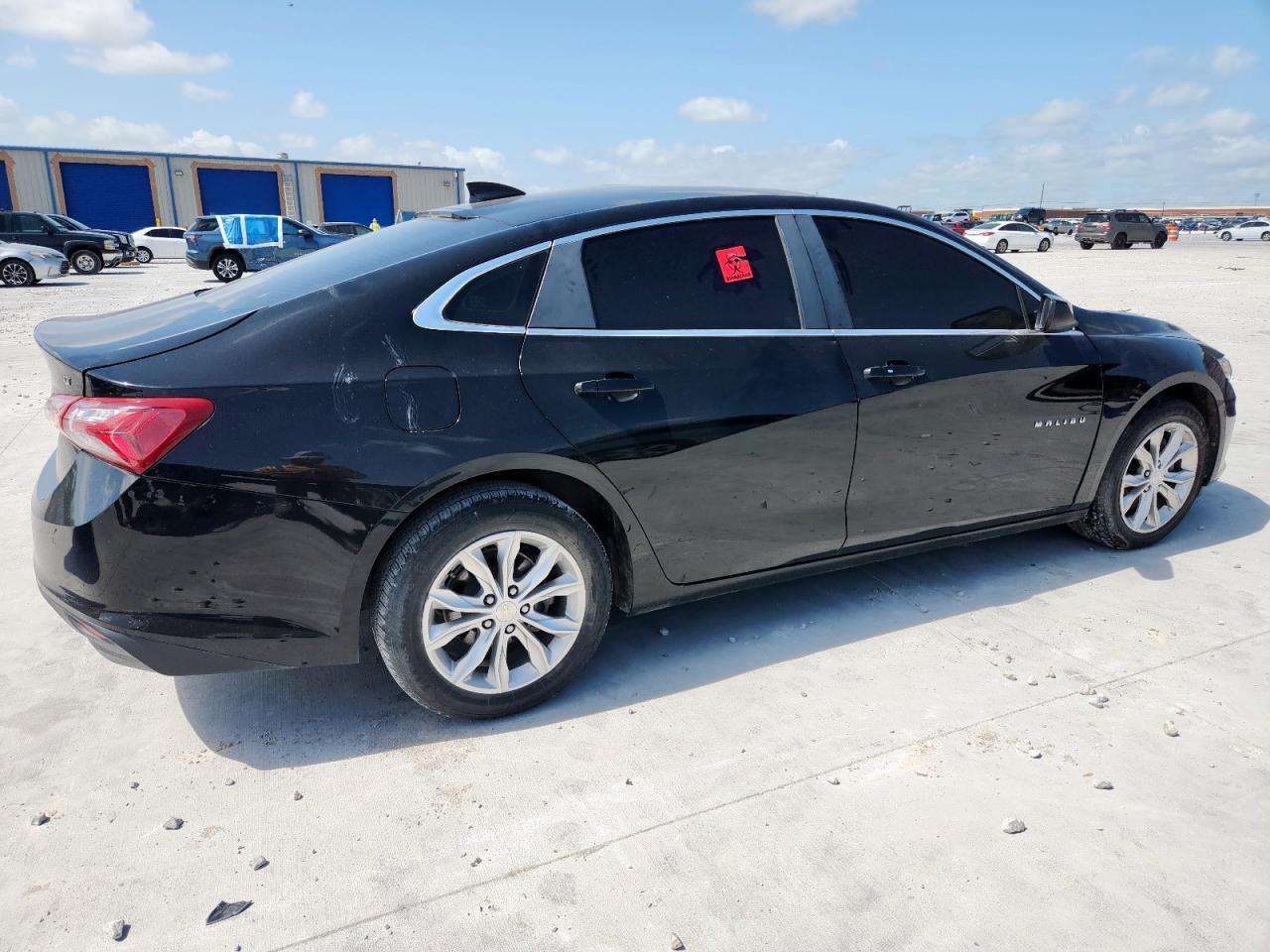 2020 Chevrolet Malibu Lt - Image 3