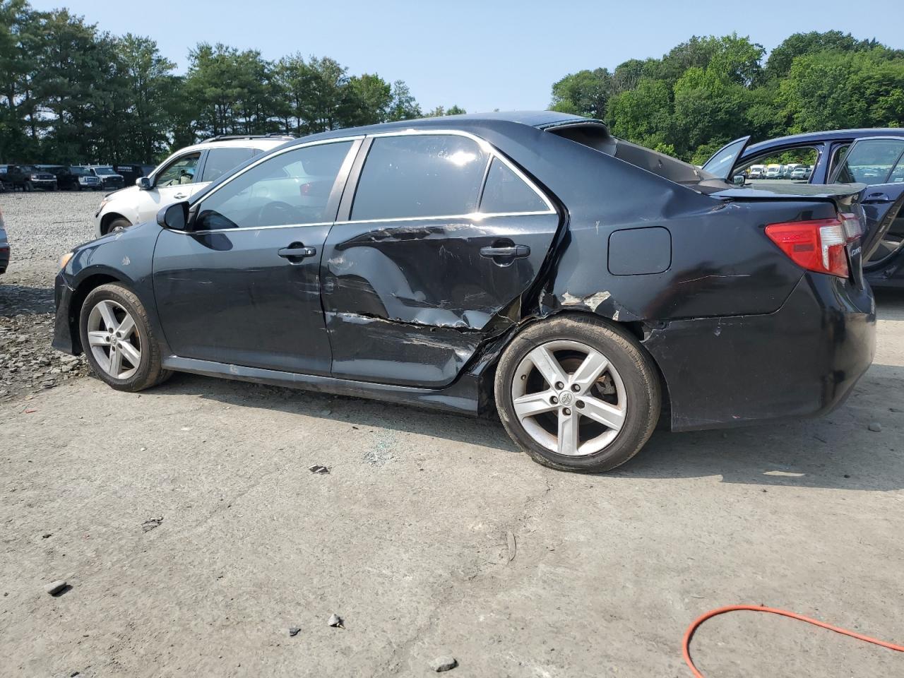 2014 Toyota Camry Se - Фото 2