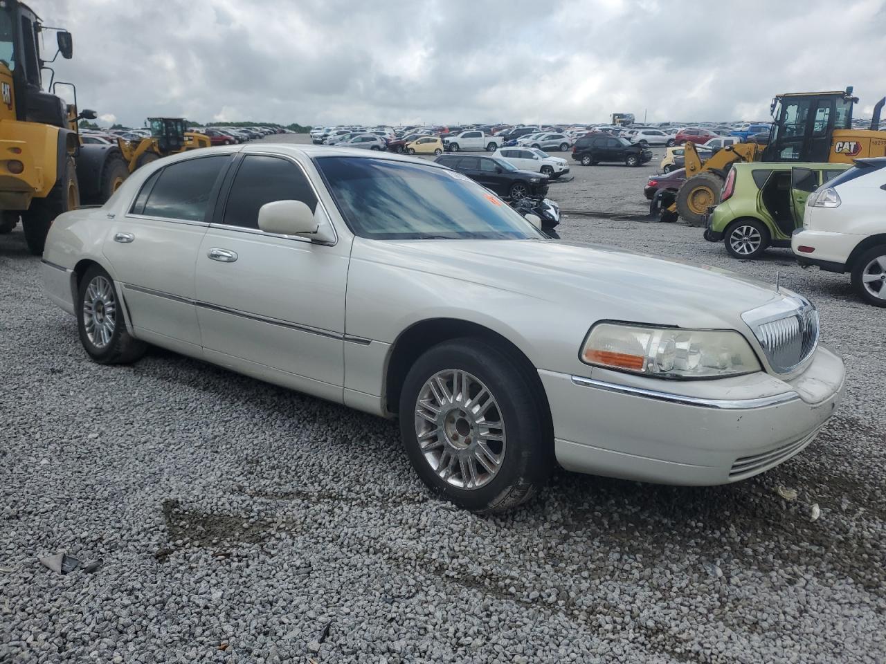 2007 Lincoln Town Car Signature Limited - Фото 4